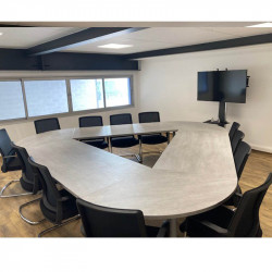 Table de conférence