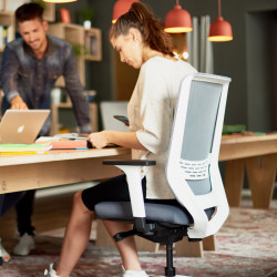 Siège de travail ergonomique