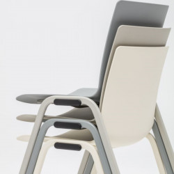 Chaise empilable de séminaire