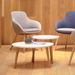 Table basse pour salle d'attente