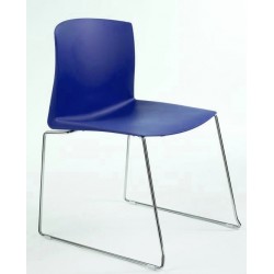 Chaise empilable en polypro FARBE
