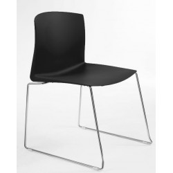Chaise empilable en polypro FARBE