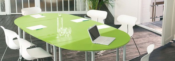 Tables de réunion modulables, aménagement d'espaces de réunion