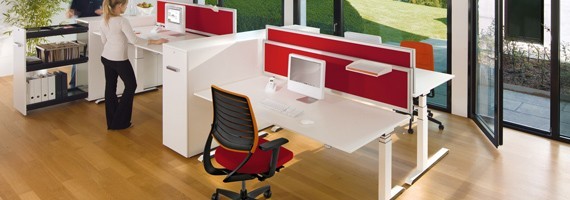 Bureaux réglables en hauteur, ergonomie au travail