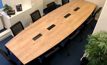Table de réunion design MOTE
