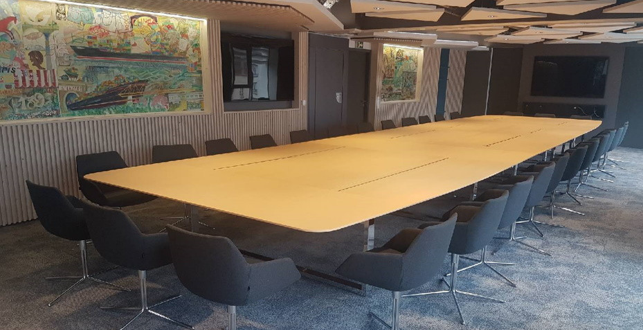 table modulaire, table connectée, table de conférence, table de réunion, mobilier de réunion